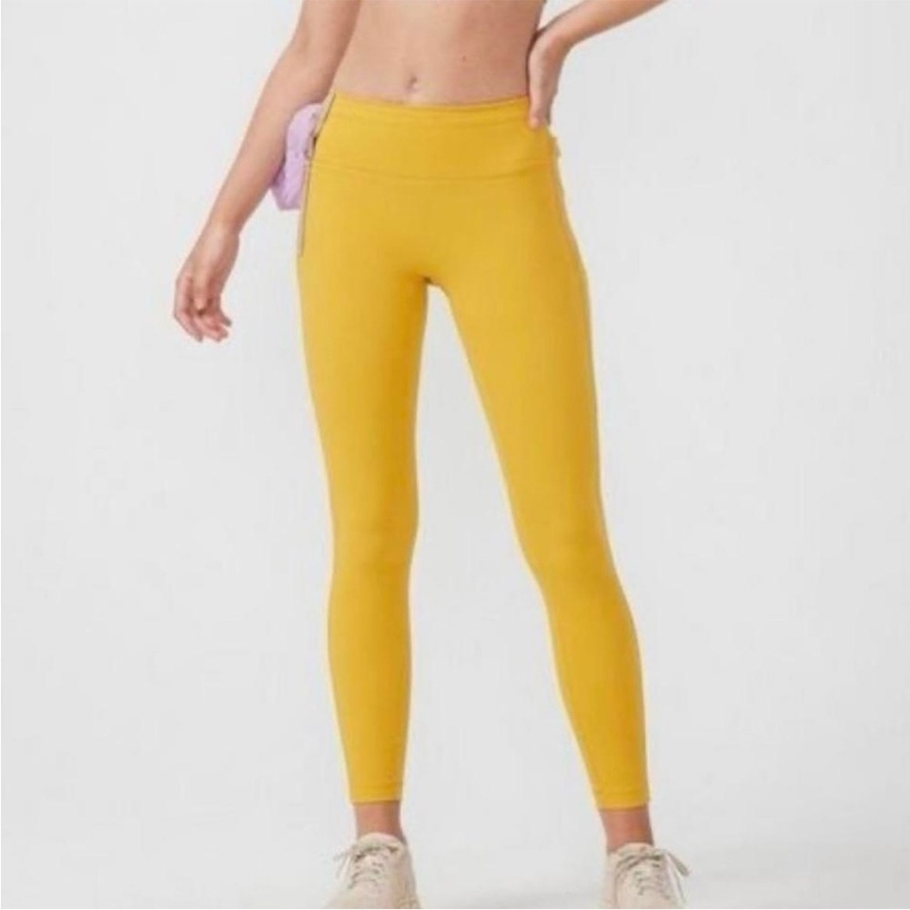 Outdoor Voices Snacks 7/8 Leggings in Cider Yellow - Picture 8 of 8